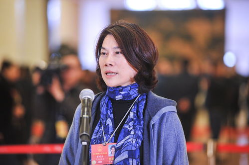 董明珠与孟羽童直播，能否化解企业营收焦虑？